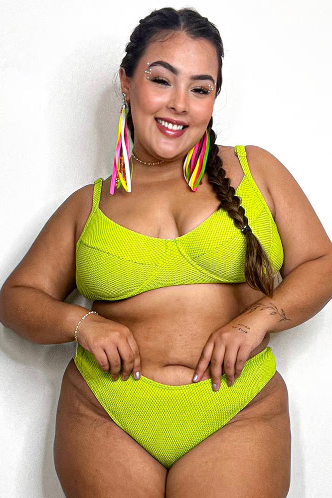 Biquíni Meia-Taça Camboja Plus Size