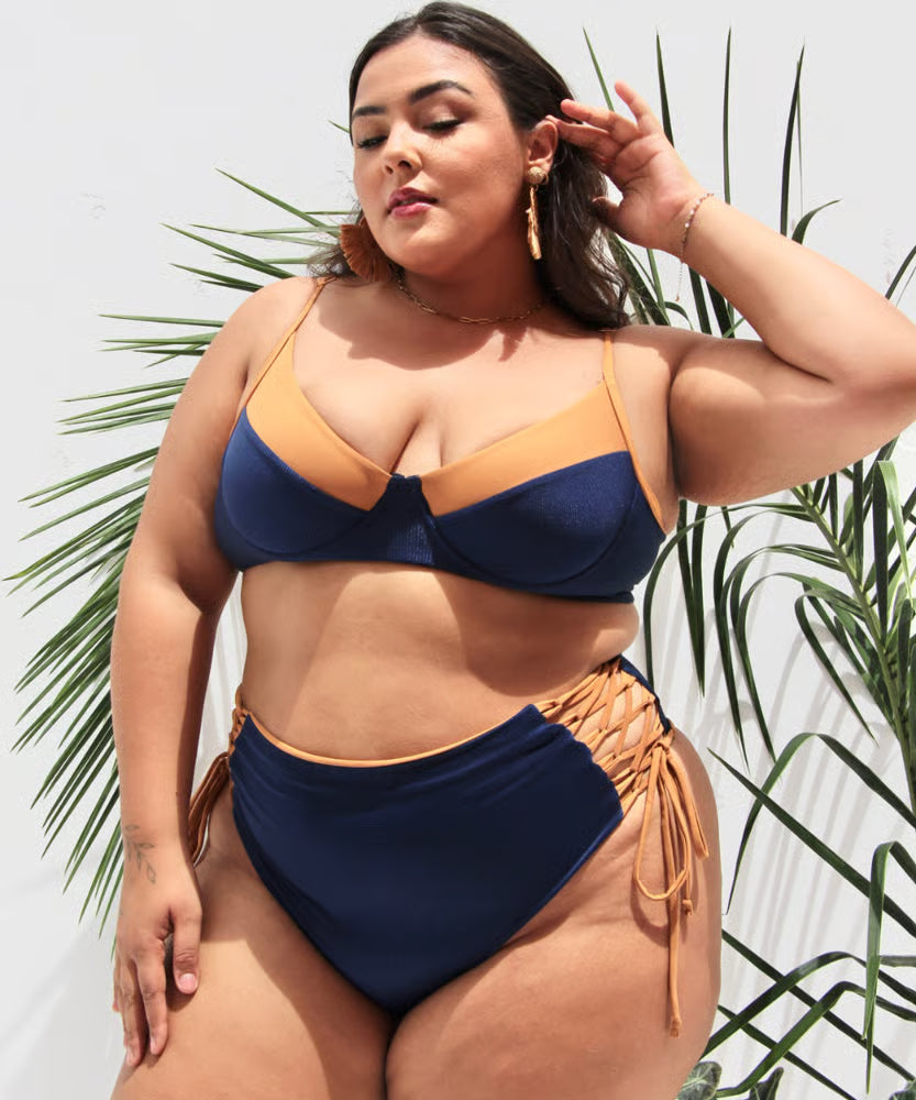 Biquíni Meia-Taça Plus Size Marinho/Marrom