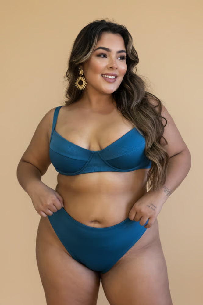 Biquíni Meia-Taça Plus Size Petróleo