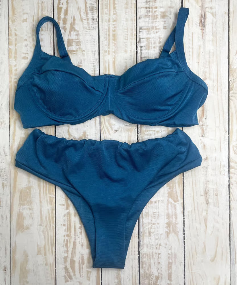 Biquíni Meia-Taça Plus Size Petróleo