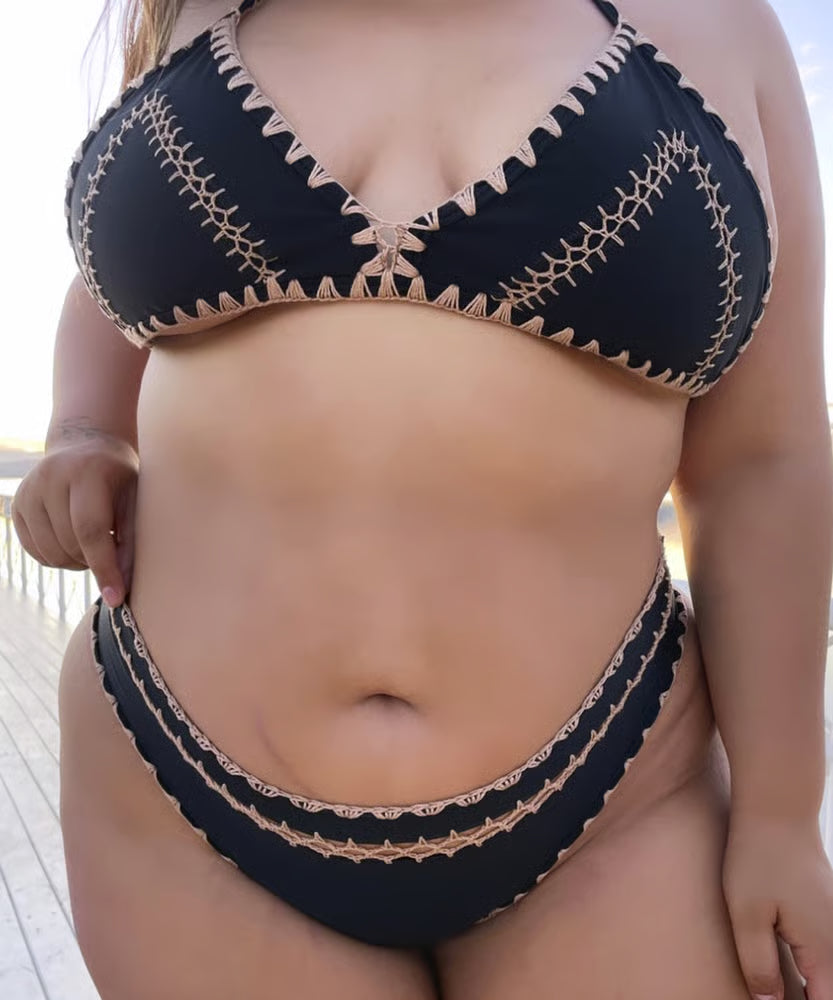 Biquíni Plus Size Boho Beach Preto com Dourado