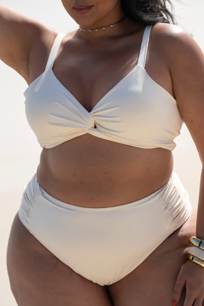 Biquíni Renata Off White Plus Size