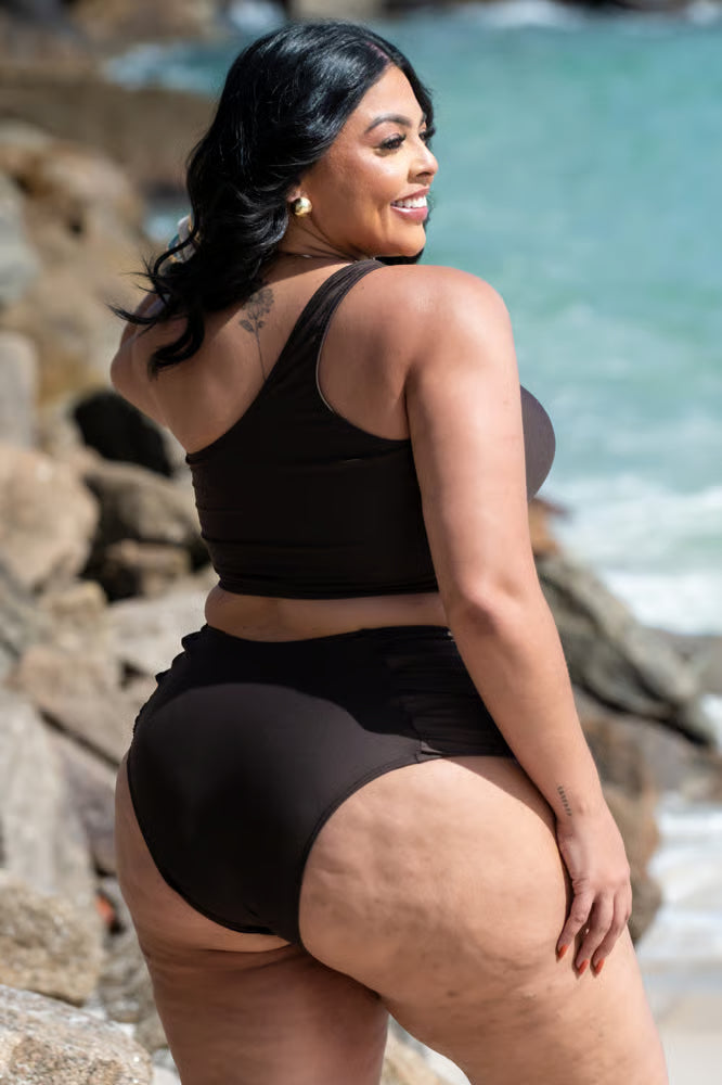 Biquíni Um Ombro Só Cacau Plus Size