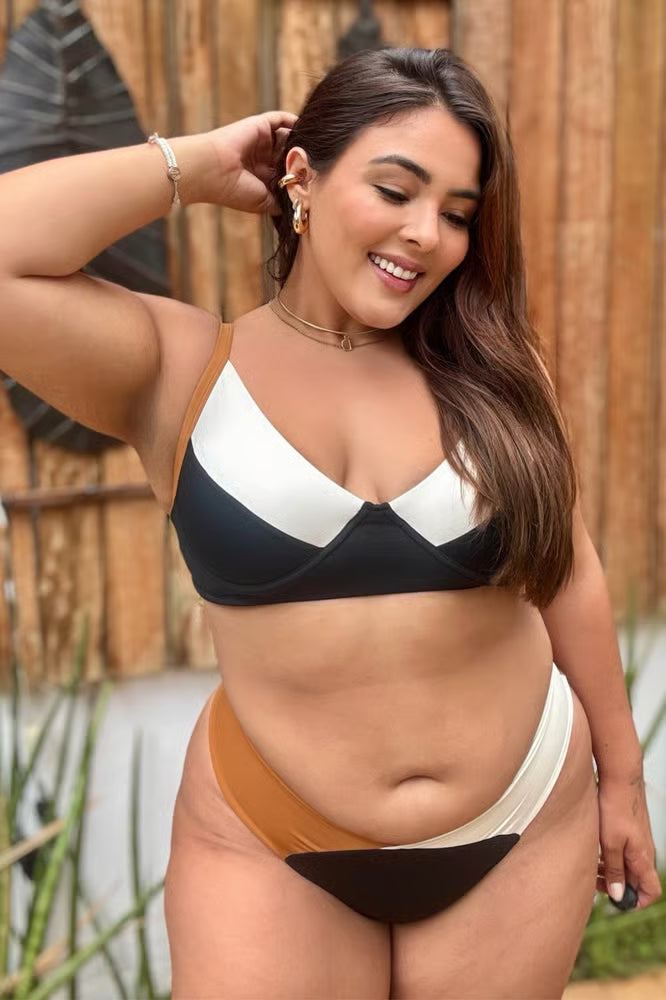 Biquíni Meia-Taça Plus Size Eclipse