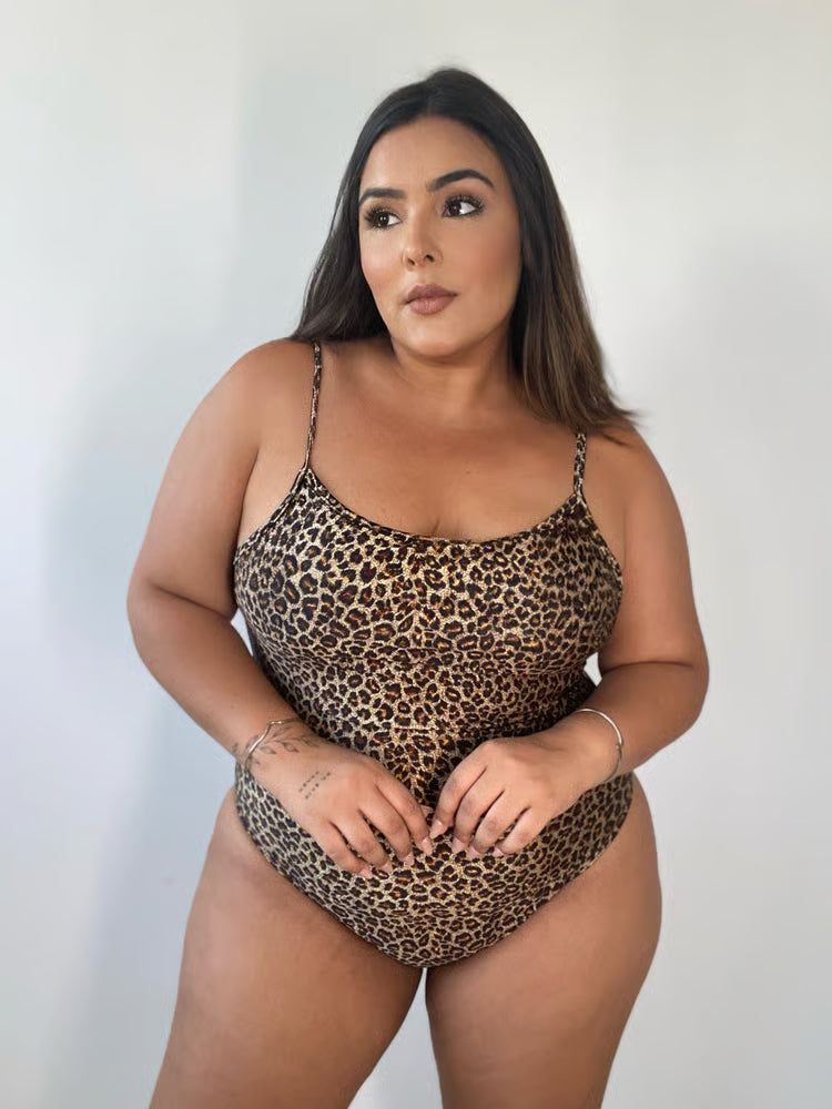 Body CLássico Plus Size Oncinha