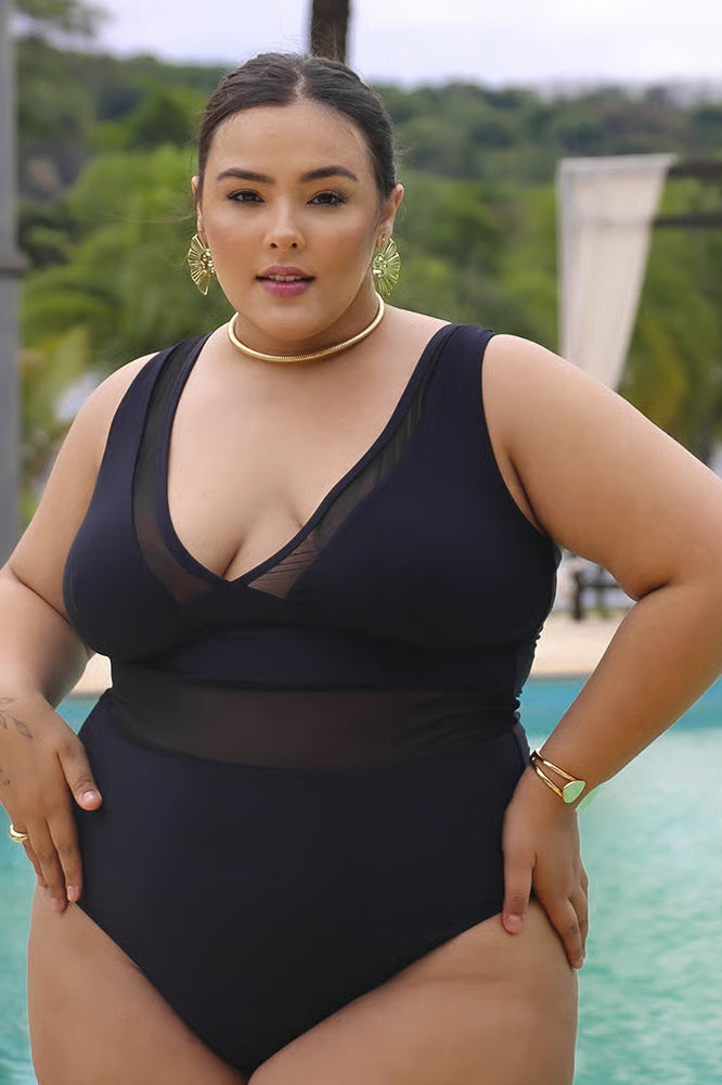 Body Plus Size Tule Preto