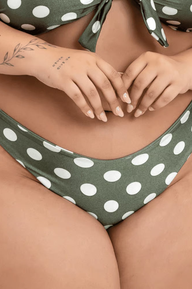 Calcinha De Biquíni Plus Size Asa Delta Fechada Poá Militar