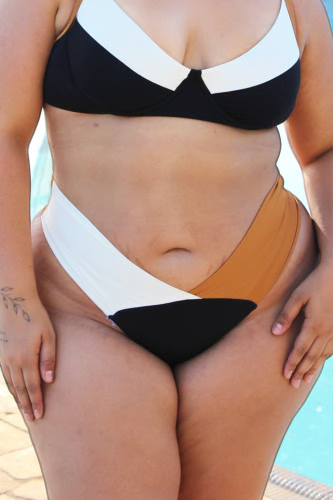 Calcinha Plus Size Transpassada Eclipse