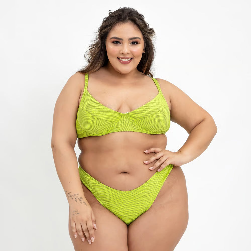 Top Biquíni Plus Size Meia-Taça Camboja