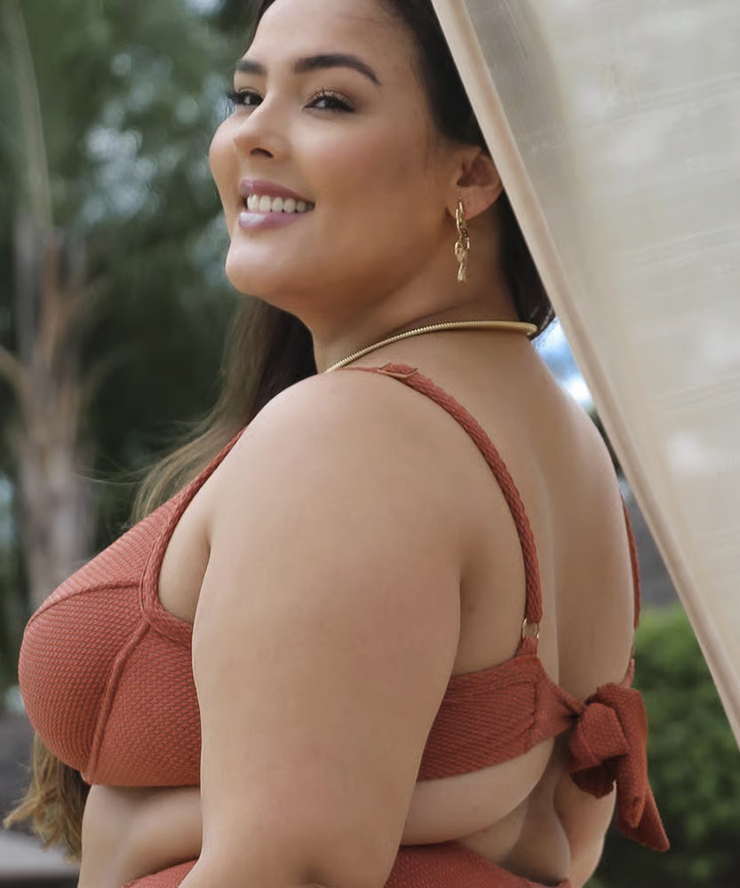 Top Biquíni Plus Size Meia-Taça Mali