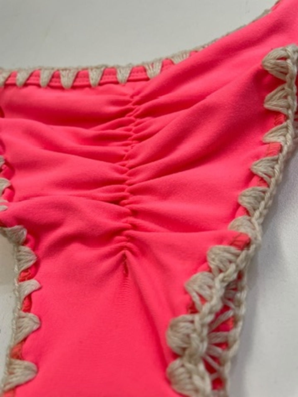 Calcinha De Biquíni Boho Beach De Amarrar Rosa Neon