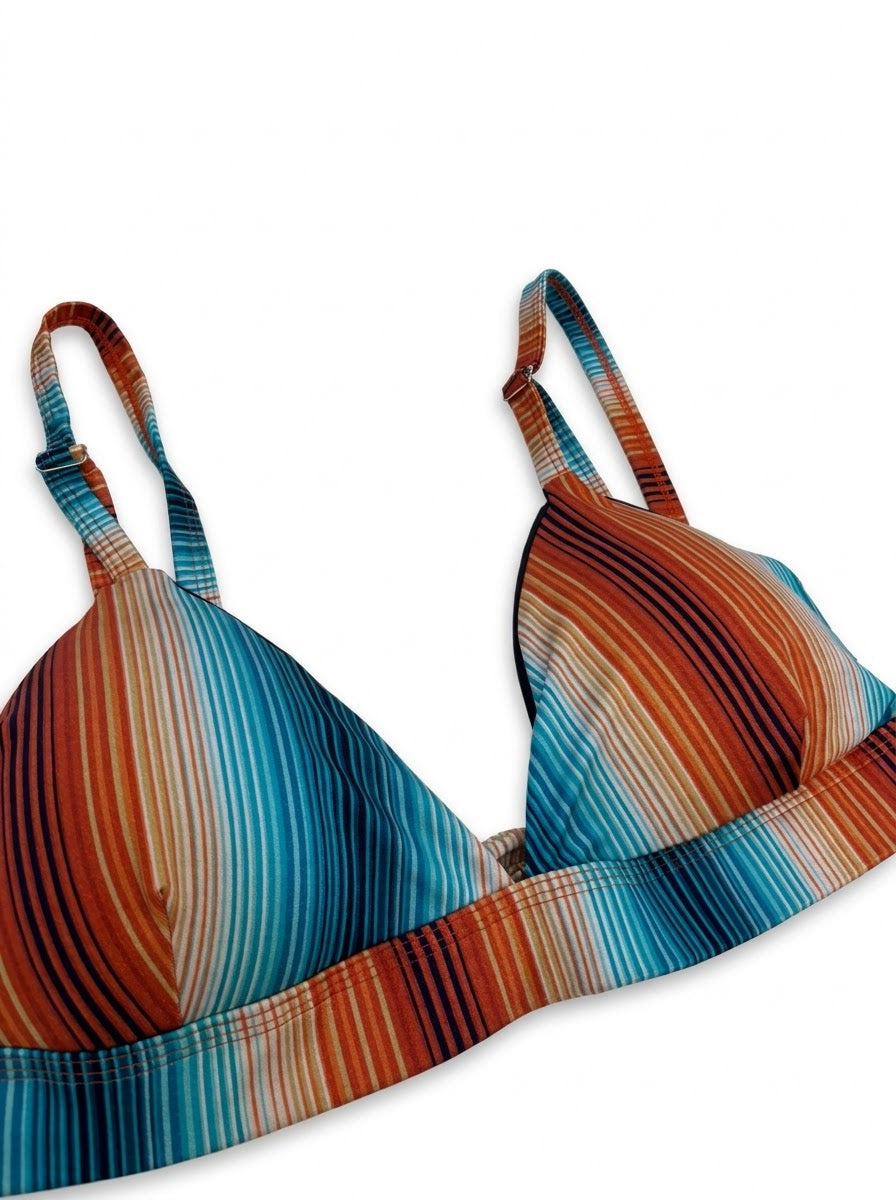 Top Biquíni Plus Size Praieira Tropical Com Listrado