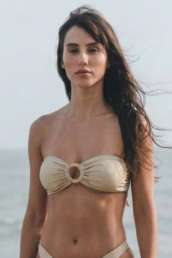 Top Tomara que Caia Ivory
