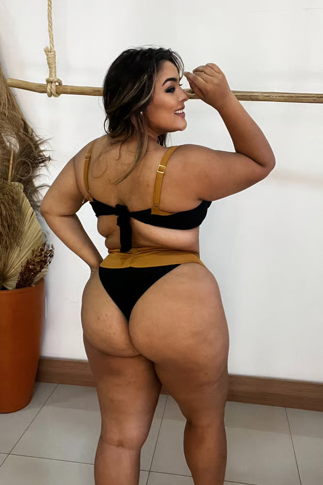 Biquíni Meia-Taça Plus Size Preto/Marrom e Off