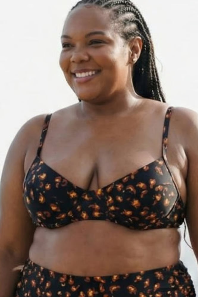Top Meia Taça Plus Size Caju Vibes
