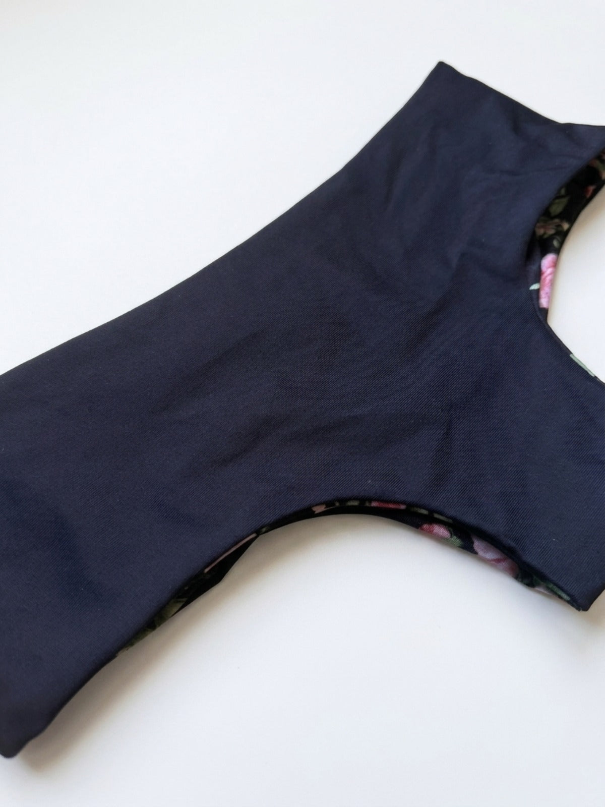 Calcinha De Biquíni Short Dupla Face Florida Com Preto